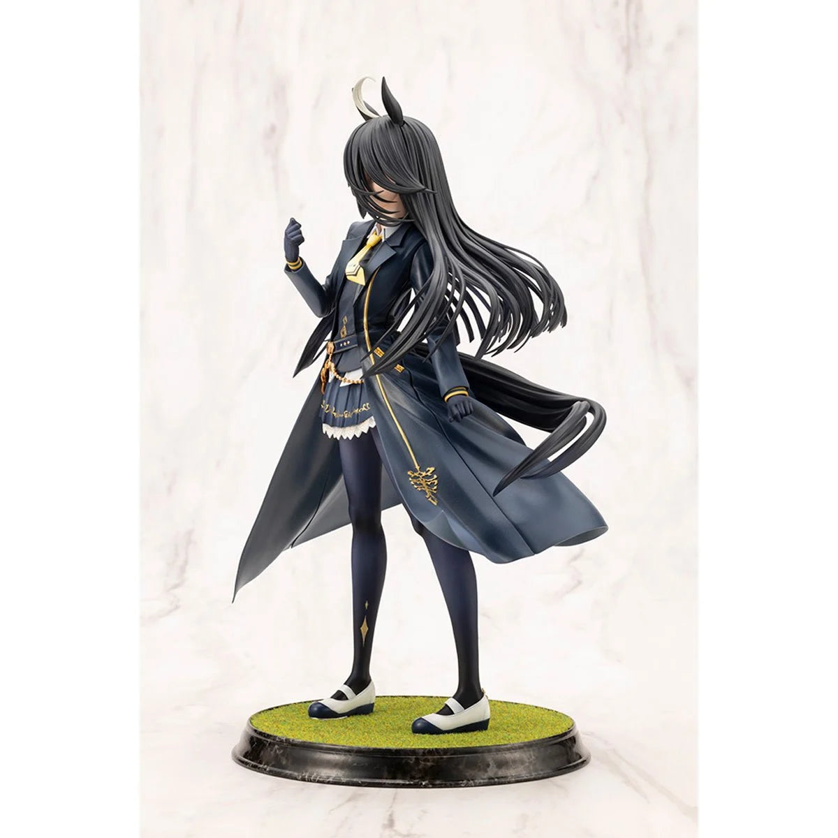 Uma musume: Pretty Derby Manhattan Cafe 1:7 Scale Statue